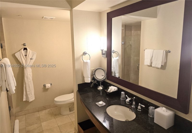 Condo for sale at Trump International Sonesta Beach Resort 1608
