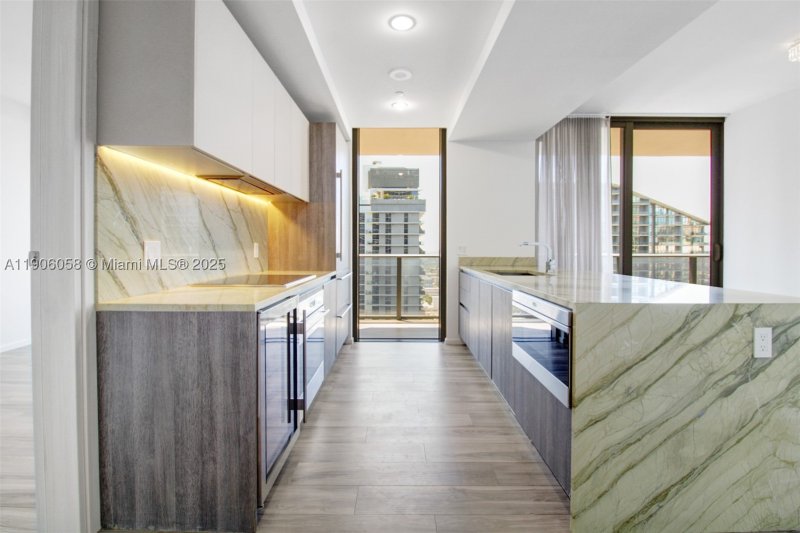 Comprar apartamento en SLS Lux Brickell 4309