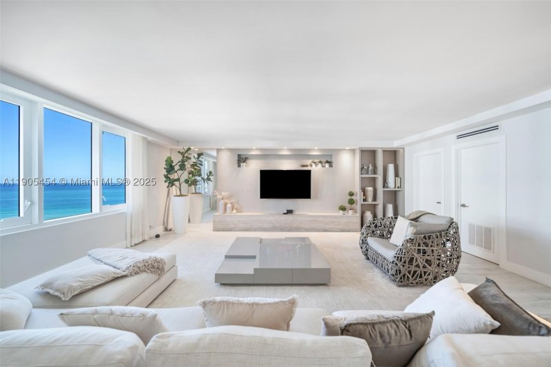 Comprar apartamento en Roney Palace 1414/1415