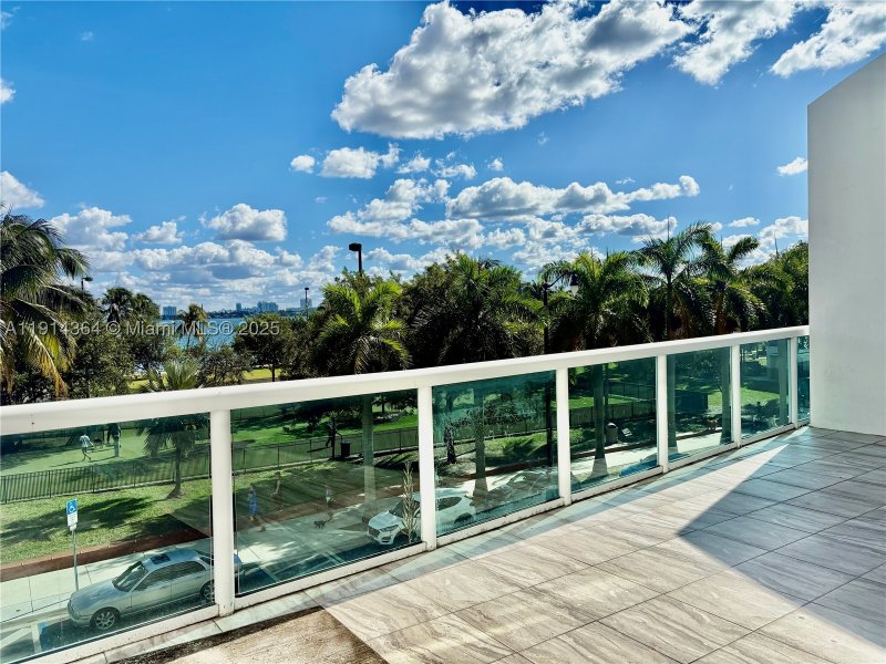 Condo for sale at 1800 Club 306
