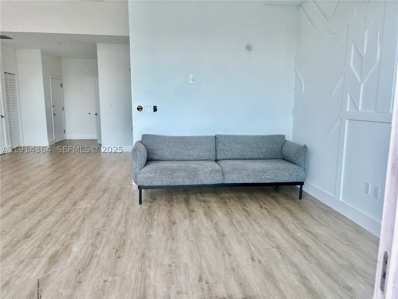 Condo for sale at 1800 Club 306