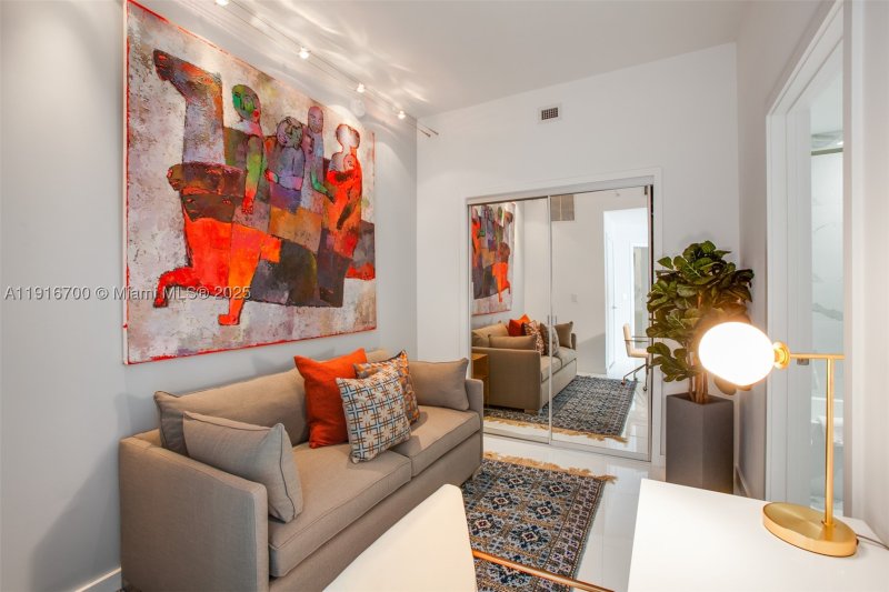 Condo for sale at Paramount Miami WorldCenter 1810