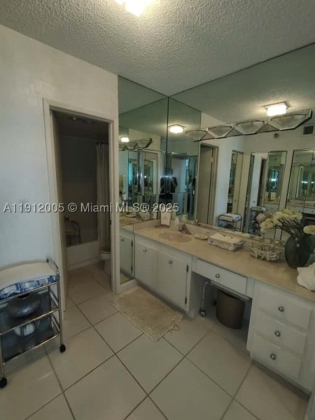 Condo for sale at Waterview 2047