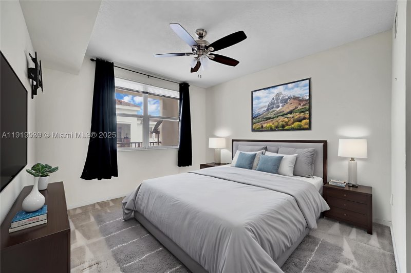 Condo for sale at Porto Bellagio 3612