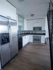Comprar apartamento no Infinity on Brickell 4805