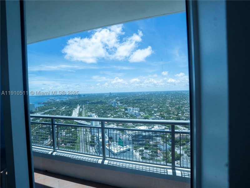 Condo for sale at Infinity on Brickell 4805