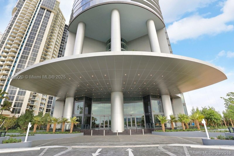 Condo for sale at Porsche Design Tower 4804