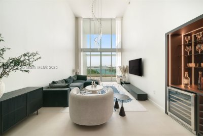 Aluguel de apartamento no 900 Biscayne 905