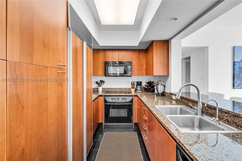 Condo for sale at 1500 Ocean Drive 907