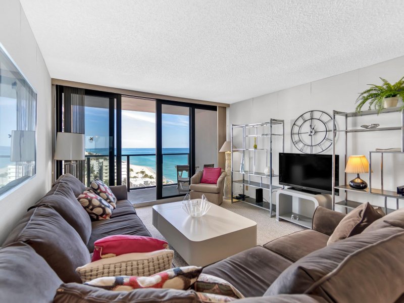 Apartment for rent at Catania at Quadomain 1505