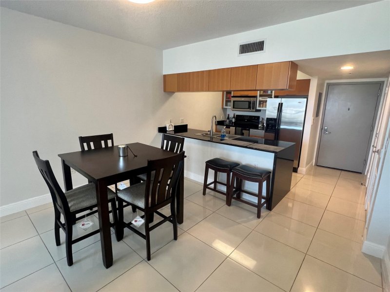 Apartment for rent at Opera Tower 2606