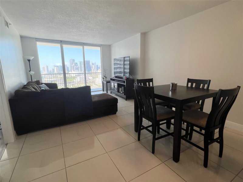 Apartment for rent at Opera Tower 2606
