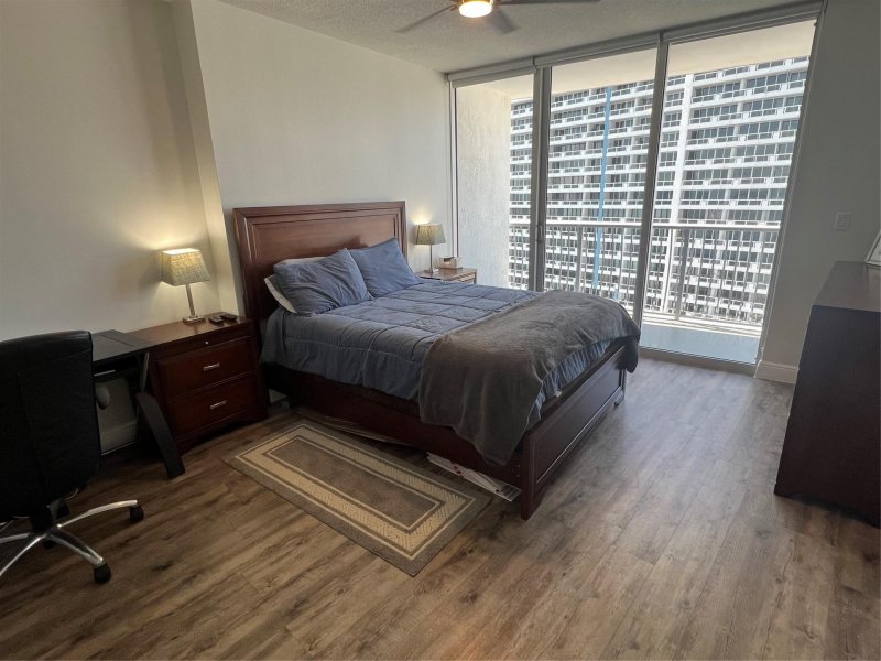 Apartment for rent at Opera Tower 2606