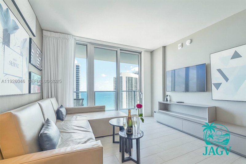 Condo for sale at Hyde Beach House R3005