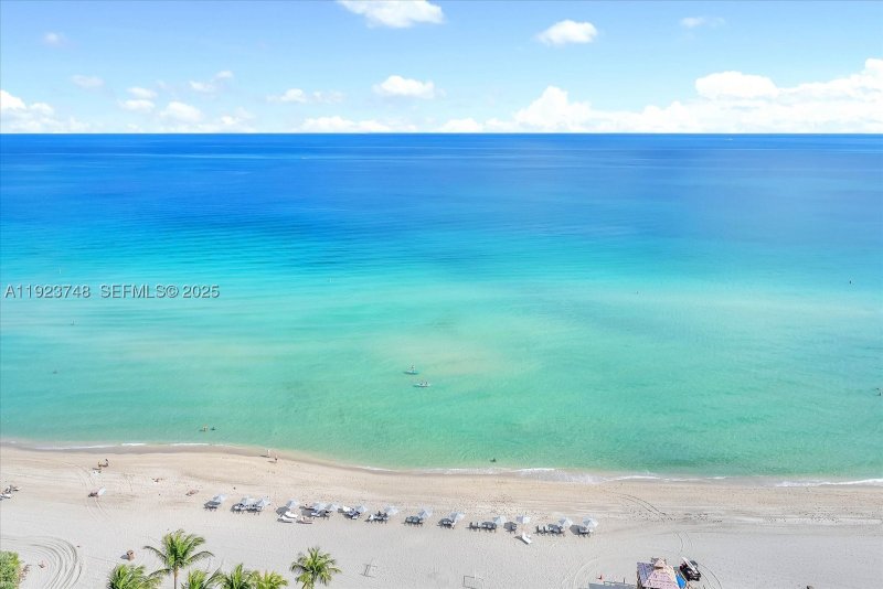 Comprar apartamento en Jade Signature 1802