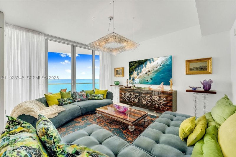 Comprar apartamento en Jade Signature 1802