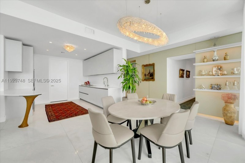 Comprar apartamento en Jade Signature 1802