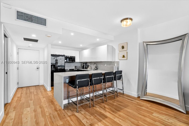 Alquiler de apartamento en Roney Palace 714