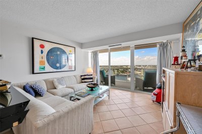 Vantage View Apt #1809