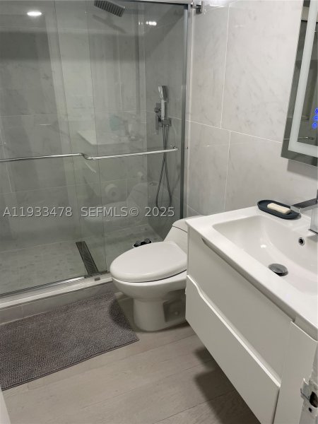 Apartment for rent at Parker Plaza Estates 805