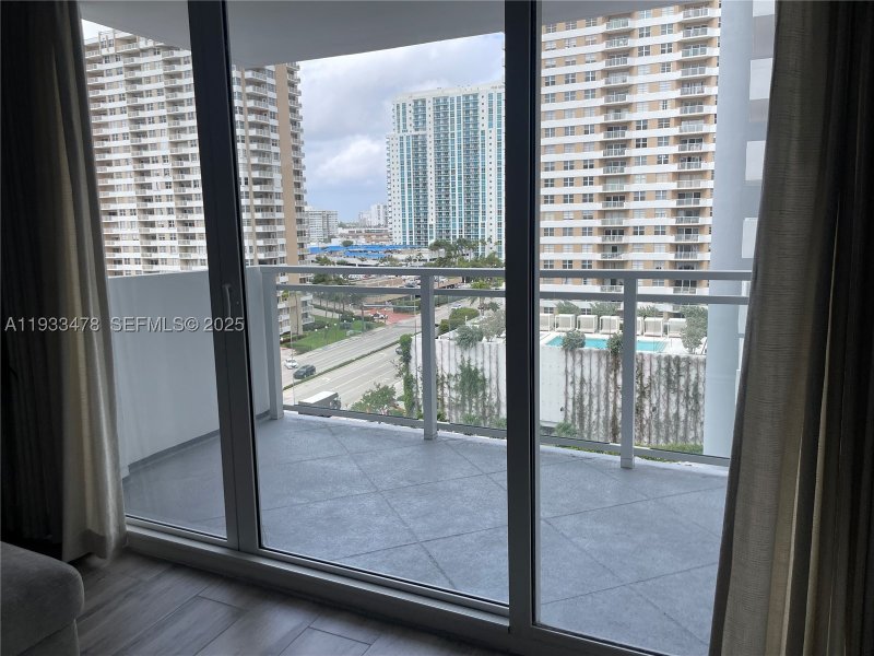 Apartment for rent at Parker Plaza Estates 805