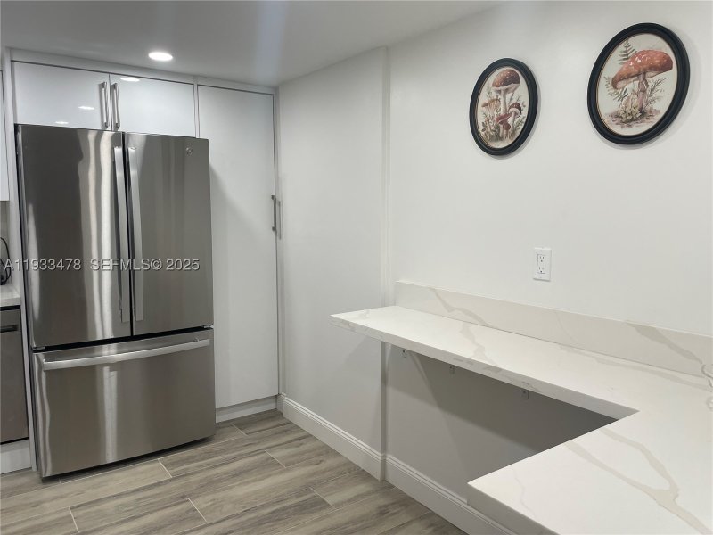 Apartment for rent at Parker Plaza Estates 805