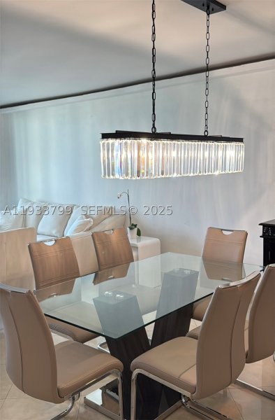 Alquiler de apartamento en Roney Palace 1025
