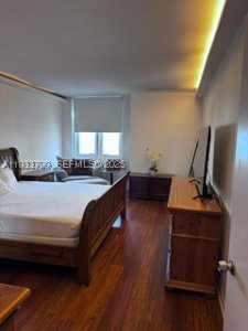 Alquiler de apartamento en Roney Palace 1025
