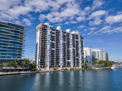 Comprar apartamento en The Corinthian 21D