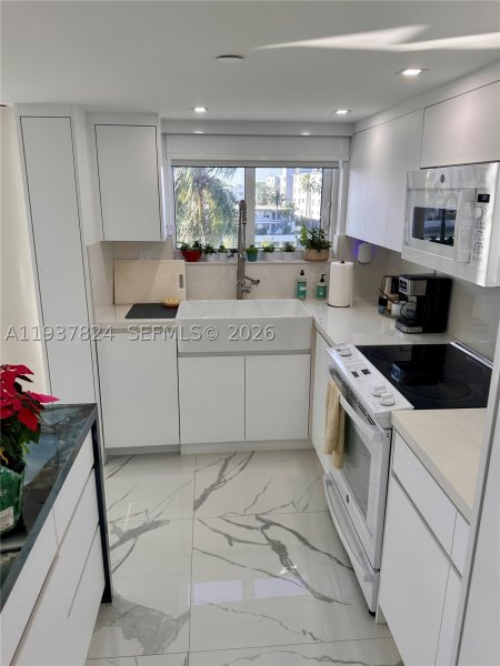 Alquiler de apartamento en Royal Club Condo 408