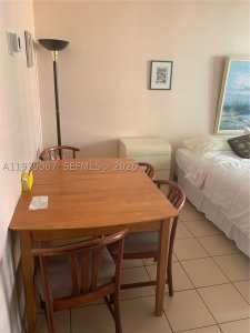 Aluguel de apartamento no Aventura Beach Club 323