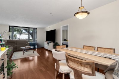Parc Central Aventura Apt #202