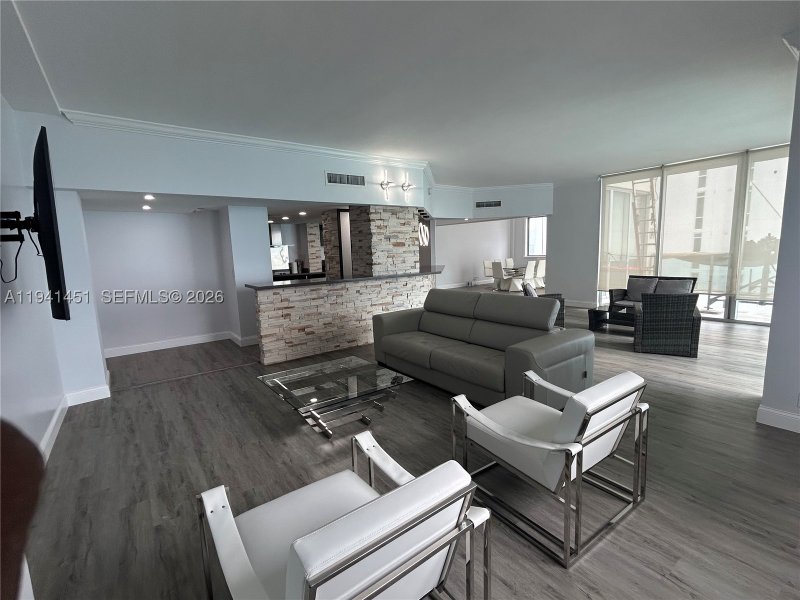 Apartment for rent at Sian Ocean Residences PH11