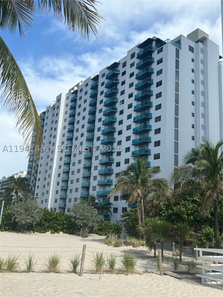 Apartment for rent at Sian Ocean Residences PH11