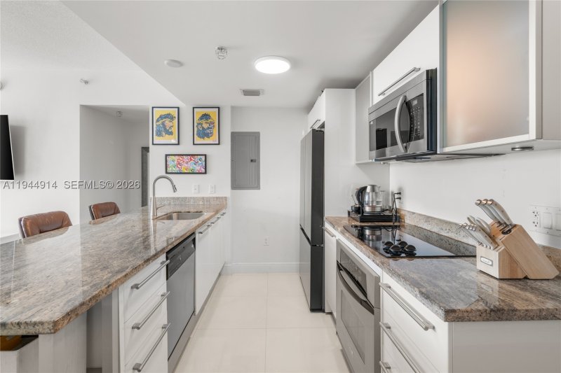 Condo for sale at Latitude On The River 2702