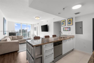 Latitude On The River Apt #2702