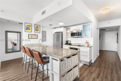 Comprar apartamento no Latitude On The River 2702