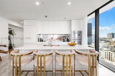 Alquiler de apartamento en Aria Reserve Miami 1601