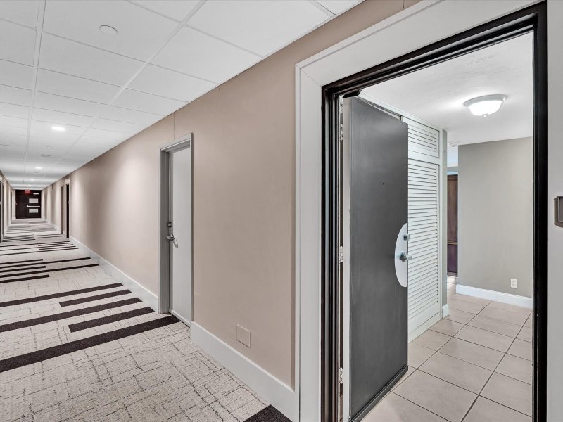 Condo for sale at Coral Ridge Towers East 403