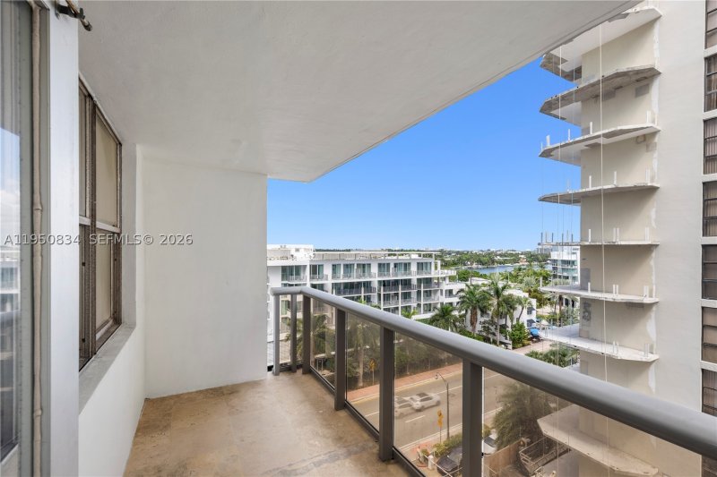 Condo for sale at Maison Grande 809