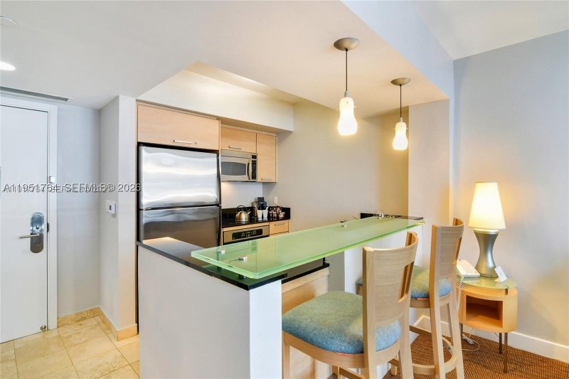 Comprar apartamento en M Resort Residences 1110