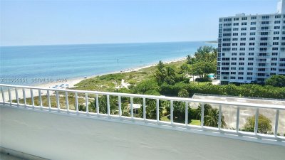 Commodore Club East