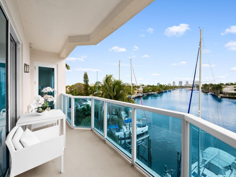 Condo for sale at Aria Las Olas 4B