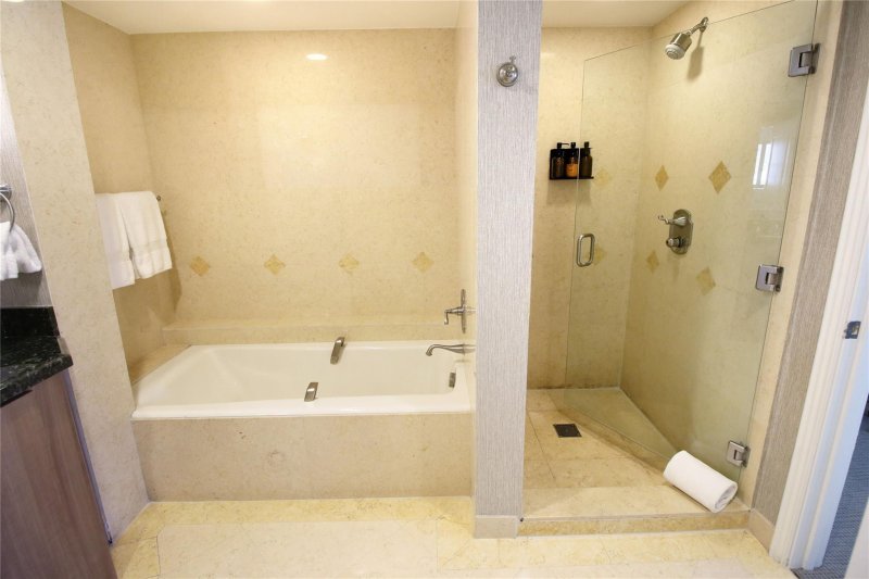 Condo for sale at The Atlantic Hotel 1111