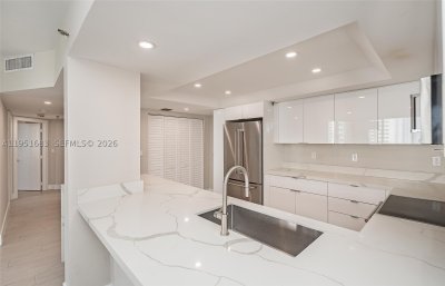 Comprar apartamento en Brickell Key One A1010