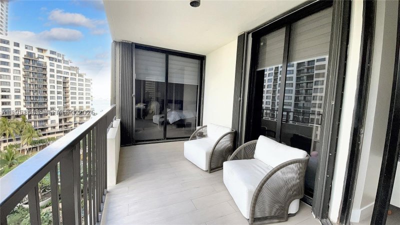 Comprar apartamento en Brickell Key One A1010