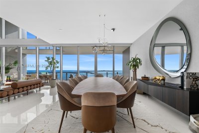 Comprar apartamento no Aston Martin Residences 4602