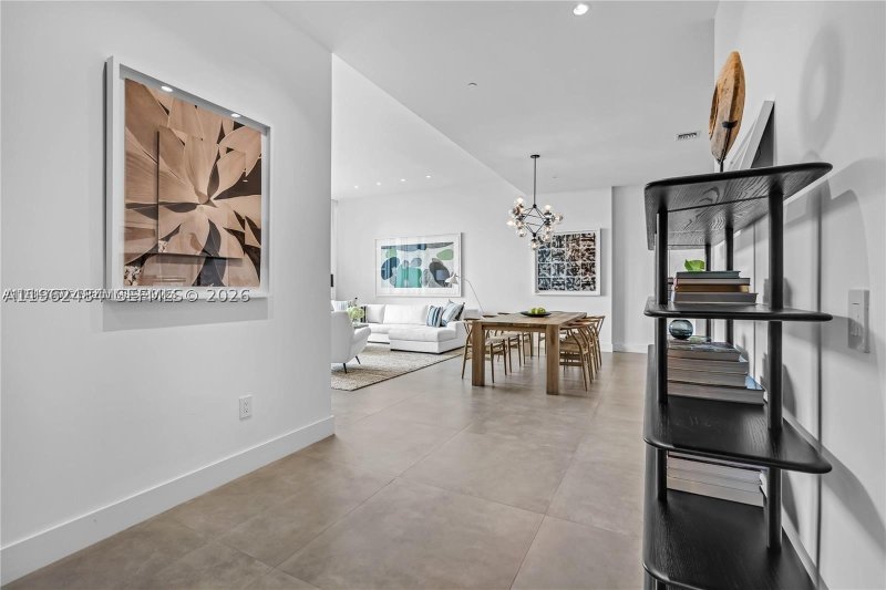 Apartment for rent at Paraiso Bay Miami BH6