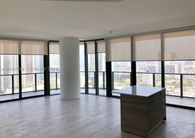 Comprar apartamento no Hyde Midtown 2704