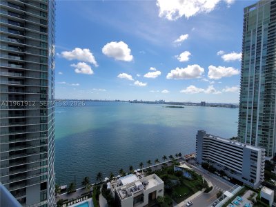 Comprar apartamento no Paraiso Bay Miami 2205